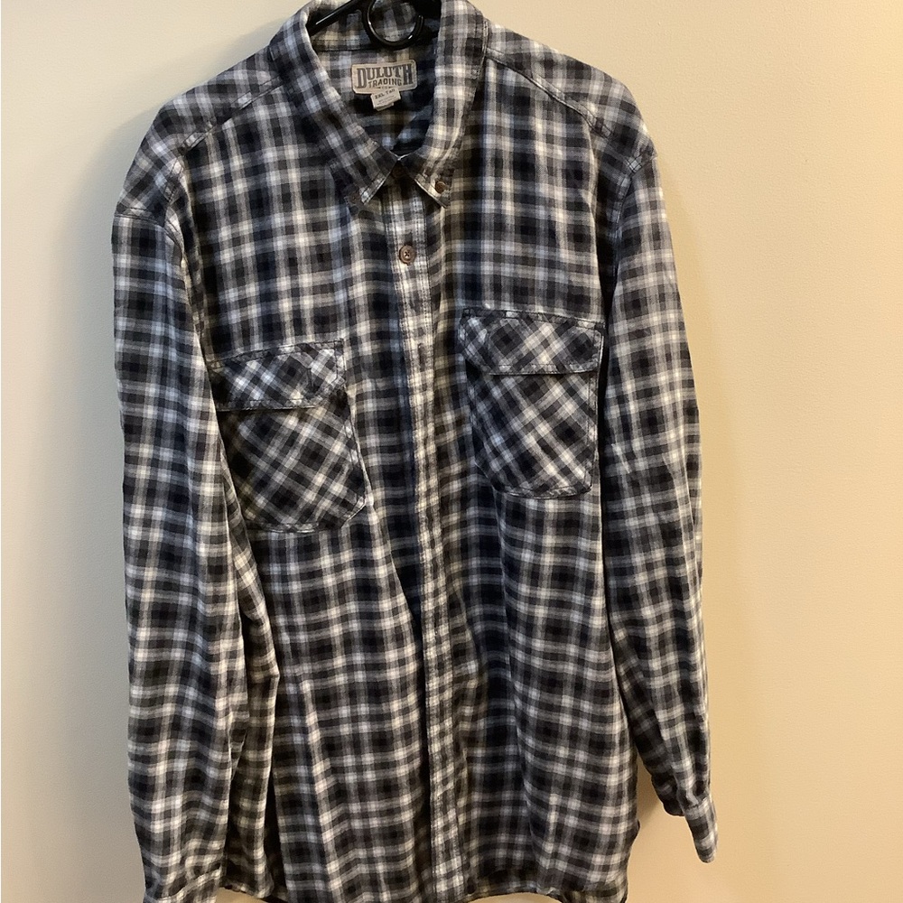 Duluth Trading Co Men's Gray and White Checkered Shirt